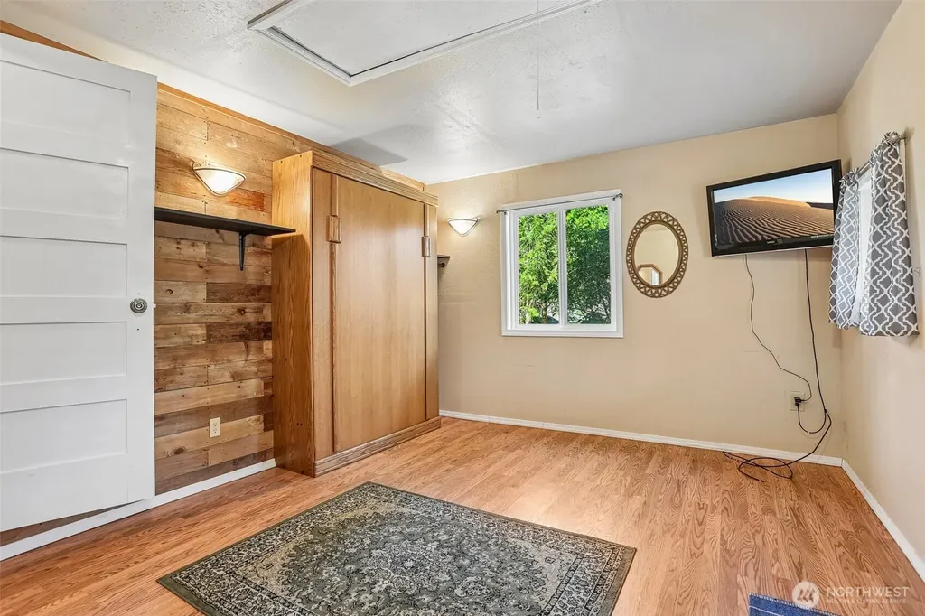 9110 180th Street NW Stanwood WA 98292