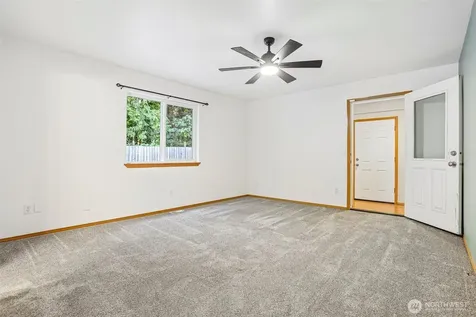 9110 180th Street NW Stanwood WA 98292