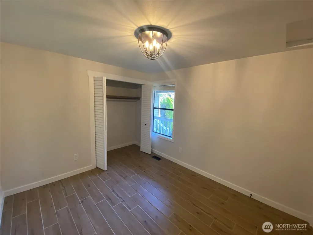 650 Jasmine Place NW Issaquah WA 98027