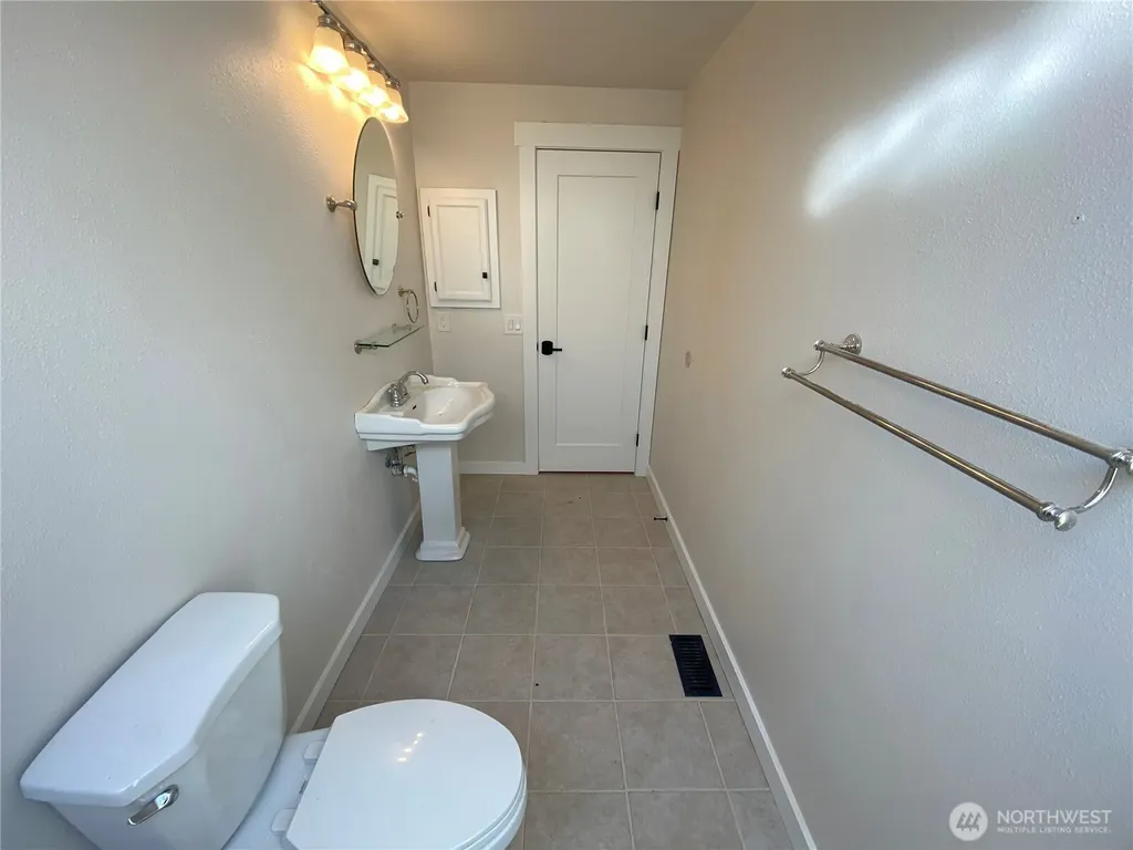 650 Jasmine Place NW Issaquah WA 98027