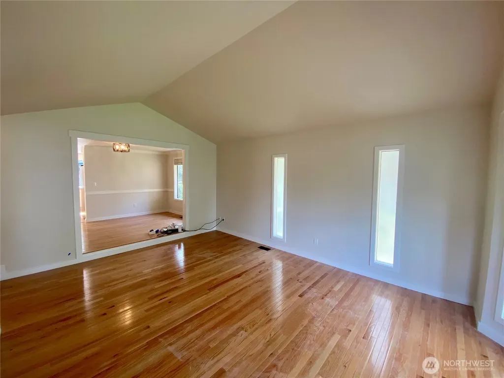 650 Jasmine Place NW Issaquah WA 98027