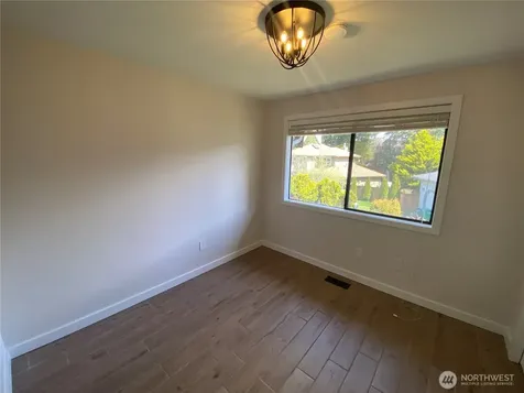 650 Jasmine Place NW Issaquah WA 98027