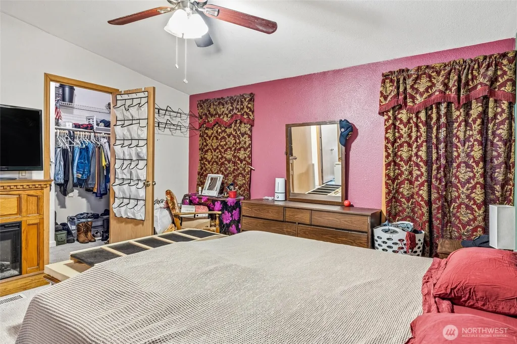 1461 King Valley Drive Maple Falls WA 98266