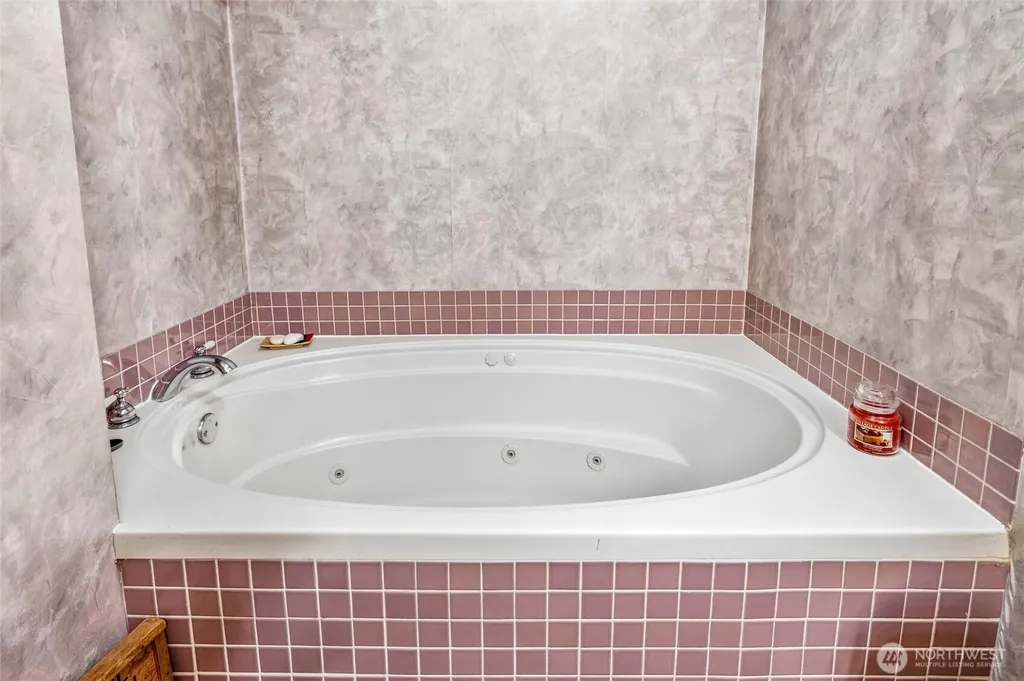 1461 King Valley Drive Maple Falls WA 98266