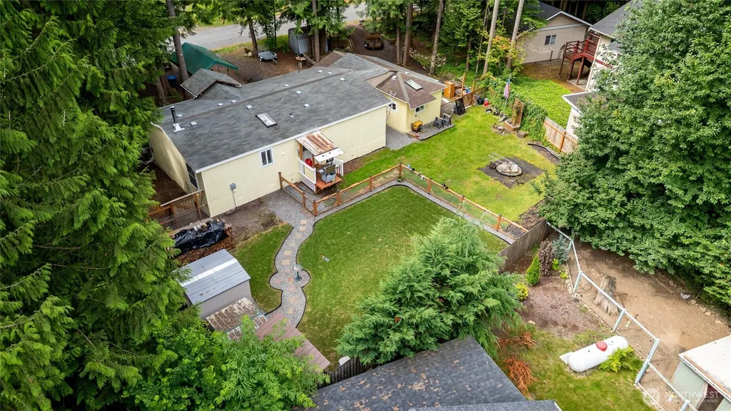 1461 King Valley Drive Maple Falls WA 98266