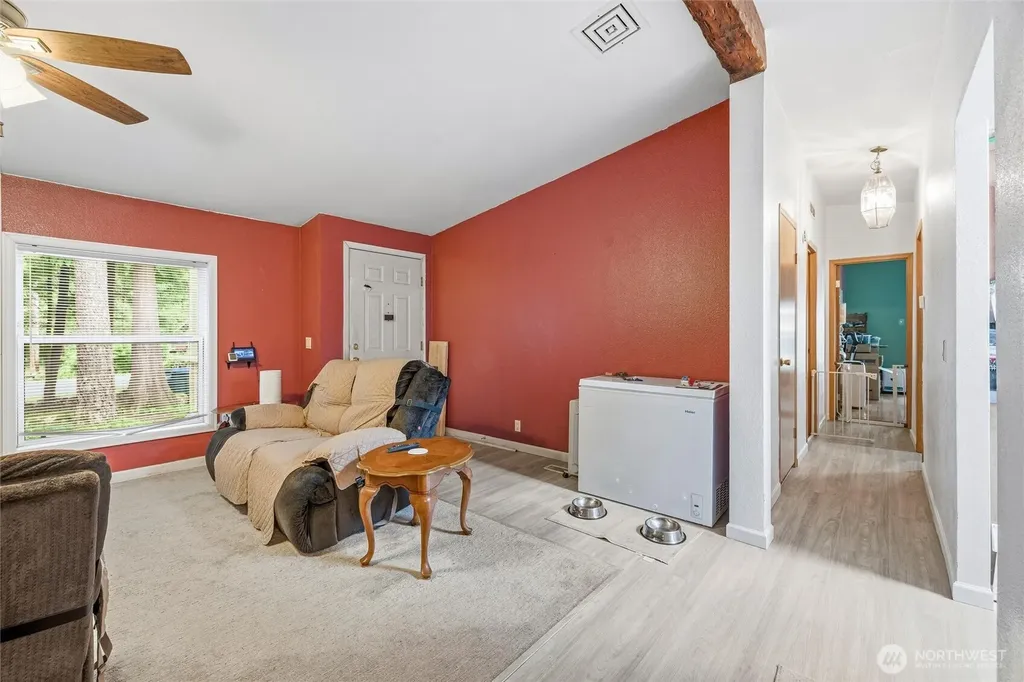 1461 King Valley Drive Maple Falls WA 98266