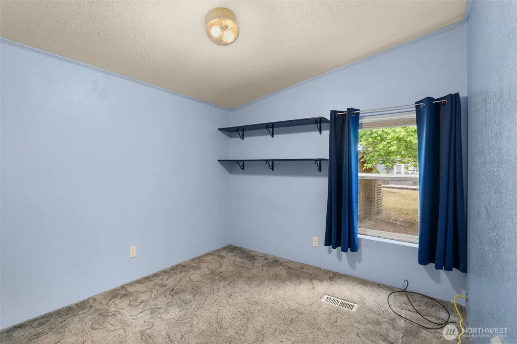 17340 Sargent Road SW Rochester WA 98579