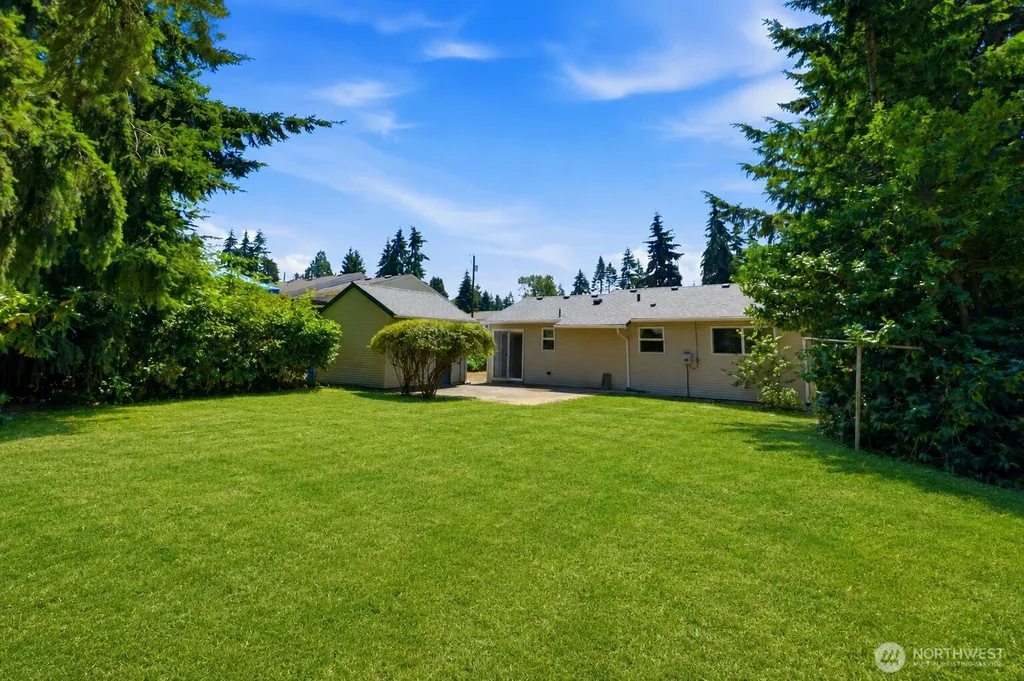 842 SW 305th Street Federal Way WA 98023