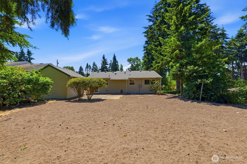 842 SW 305th Street Federal Way WA 98023