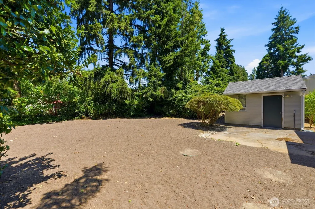 842 SW 305th Street Federal Way WA 98023