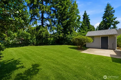 842 SW 305th Street Federal Way WA 98023