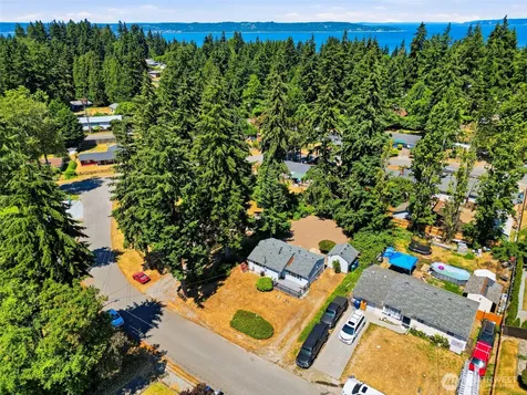 842 SW 305th Street Federal Way WA 98023