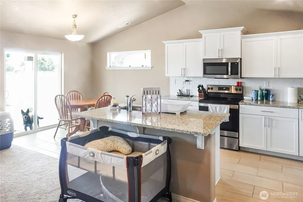 1125 W Sequoia Road Moses Lake WA 98837