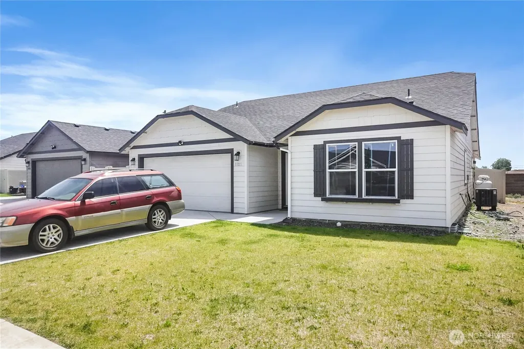 1125 W Sequoia Road Moses Lake WA 98837