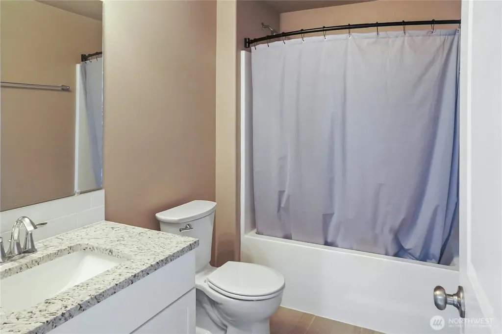 1125 W Sequoia Road Moses Lake WA 98837