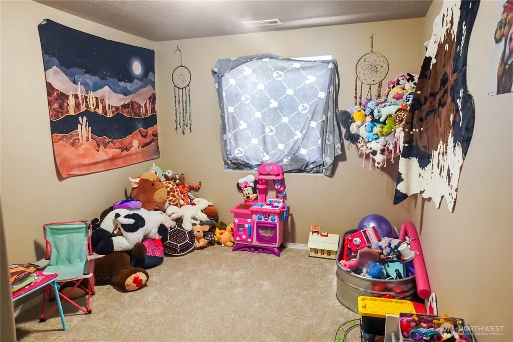 1125 W Sequoia Road Moses Lake WA 98837