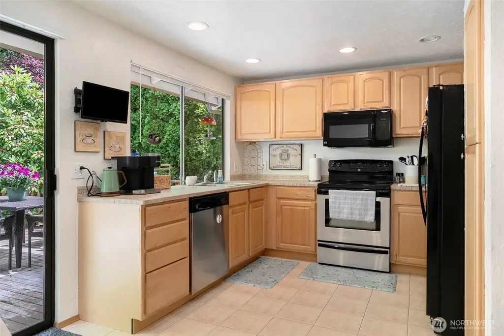 7880 NE Forest Ridge Lane Bremerton WA 98311