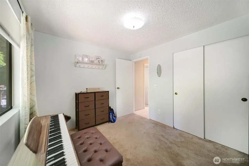 7880 NE Forest Ridge Lane Bremerton WA 98311