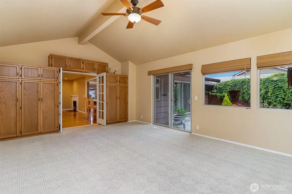 8612 21st Avenue NW Seattle WA 98117