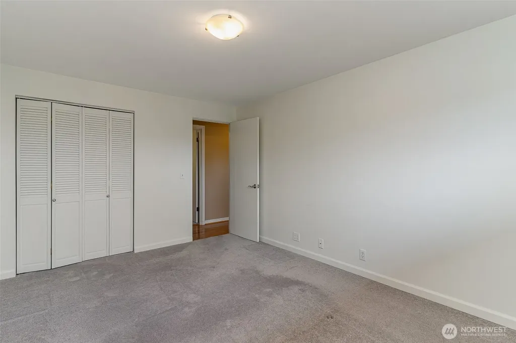 8612 21st Avenue NW Seattle WA 98117