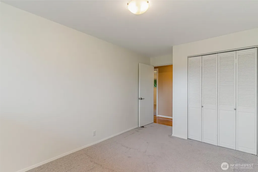 8612 21st Avenue NW Seattle WA 98117