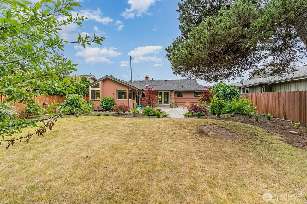 8612 21st Avenue NW Seattle WA 98117