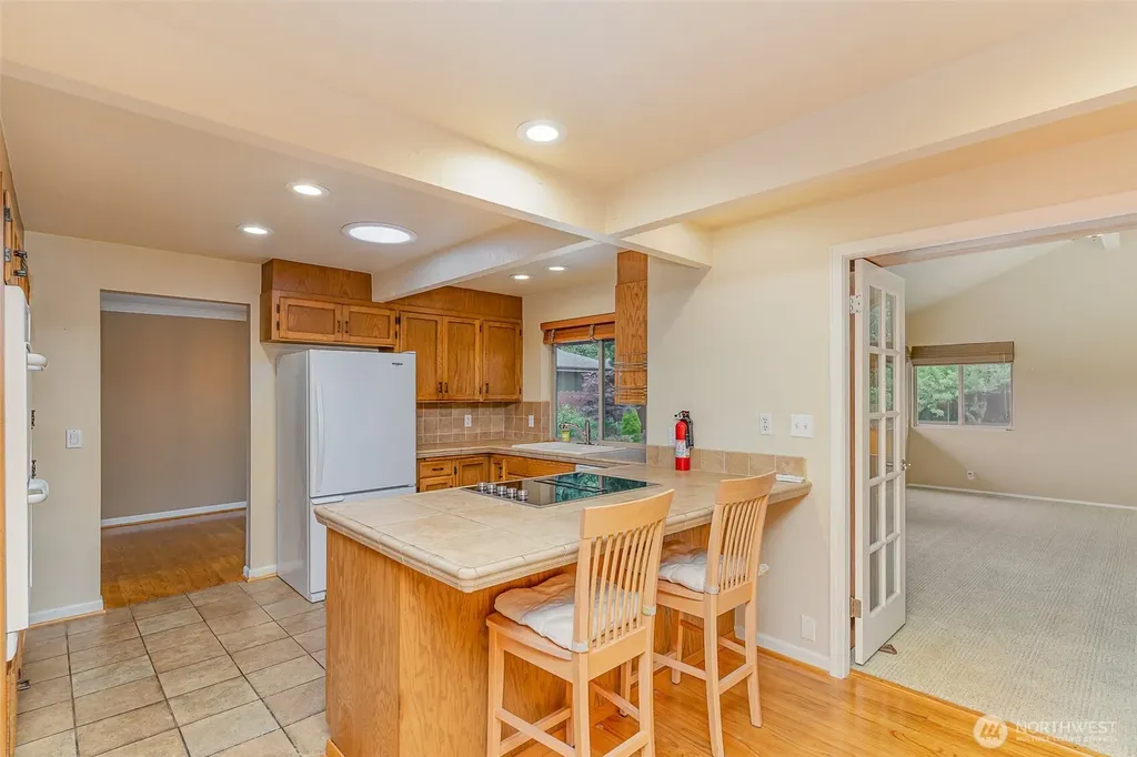 8612 21st Avenue NW Seattle WA 98117
