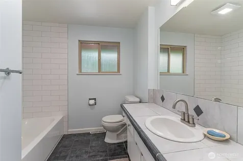 8612 21st Avenue NW Seattle WA 98117