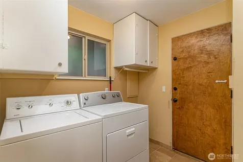 8612 21st Avenue NW Seattle WA 98117