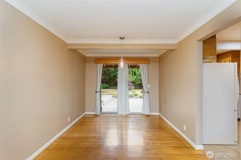 8612 21st Avenue NW Seattle WA 98117