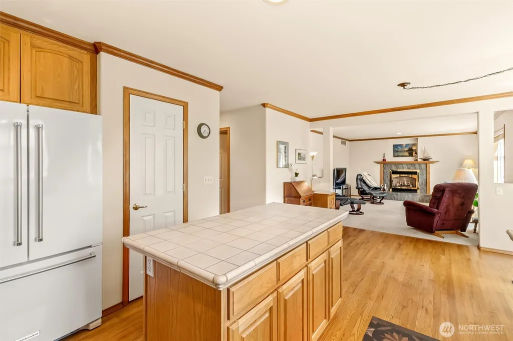 21807 87th Place W Edmonds WA 98026