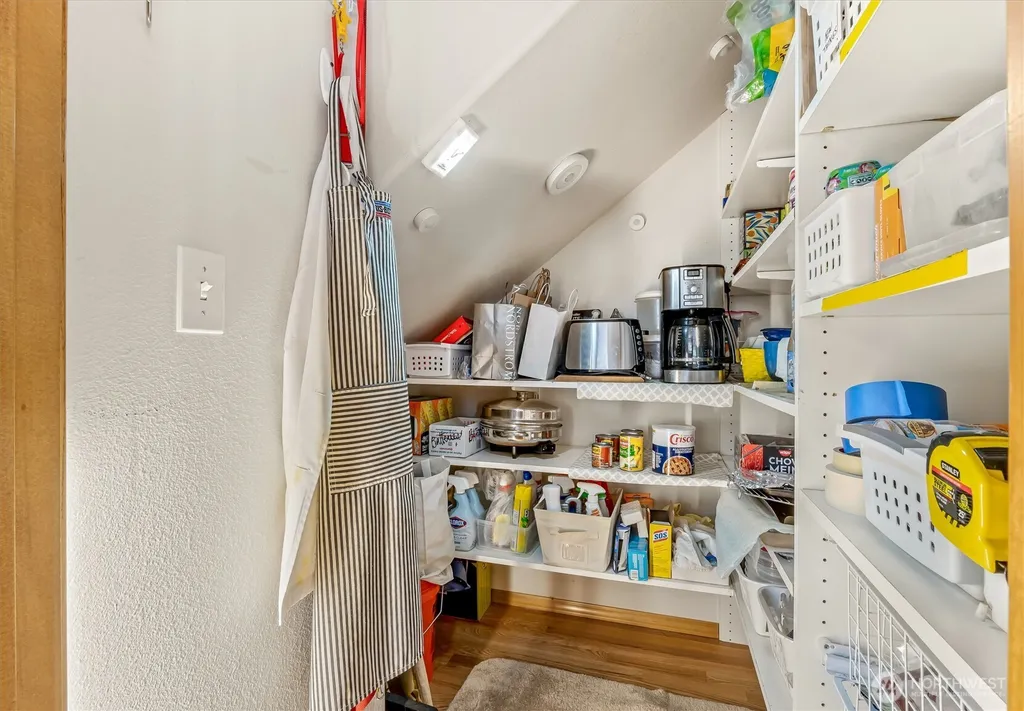 21807 87th Place W Edmonds WA 98026