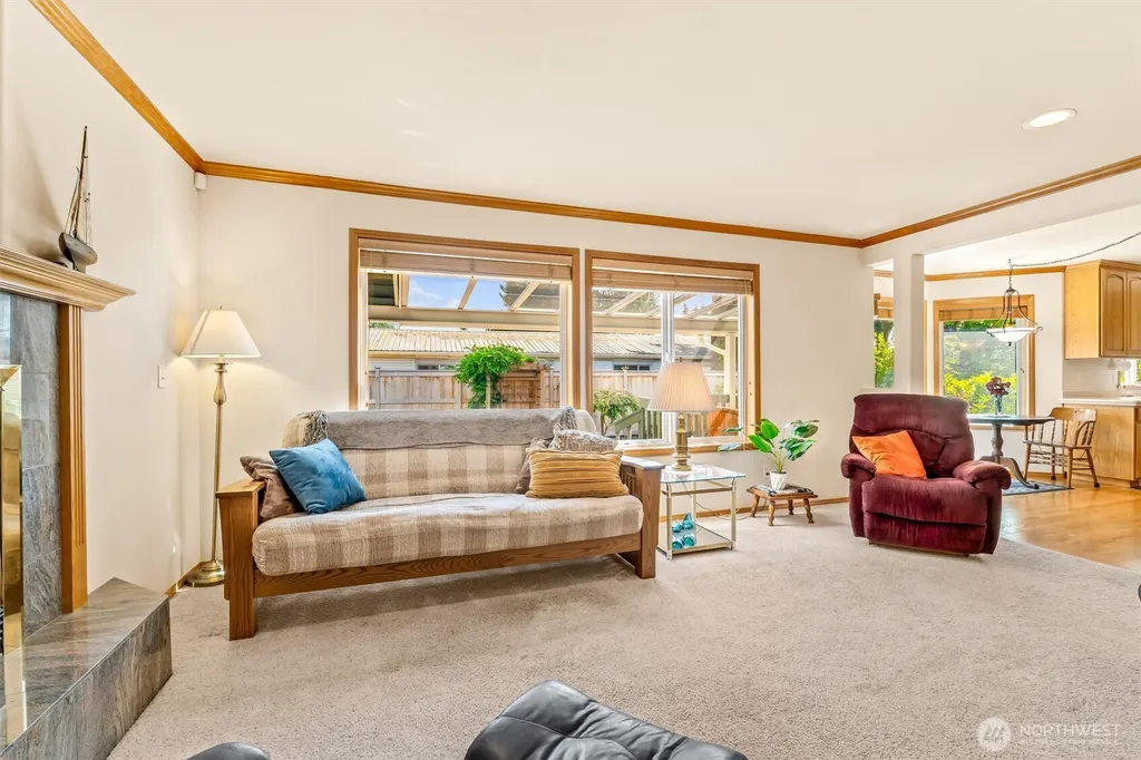 21807 87th Place W Edmonds WA 98026