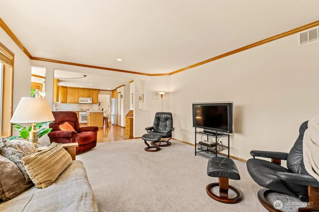 21807 87th Place W Edmonds WA 98026
