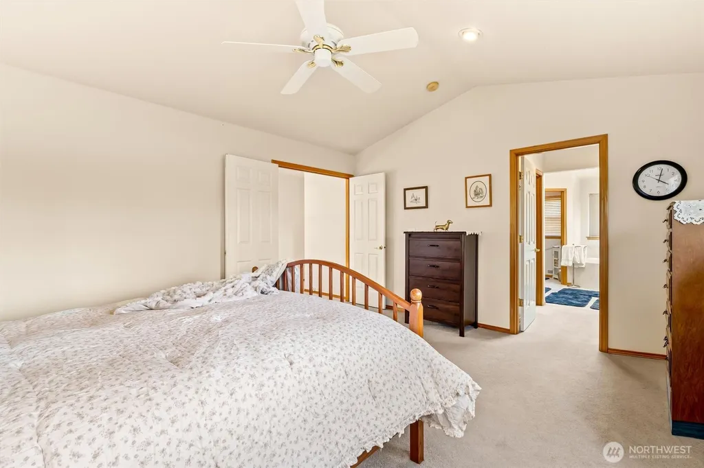 21807 87th Place W Edmonds WA 98026