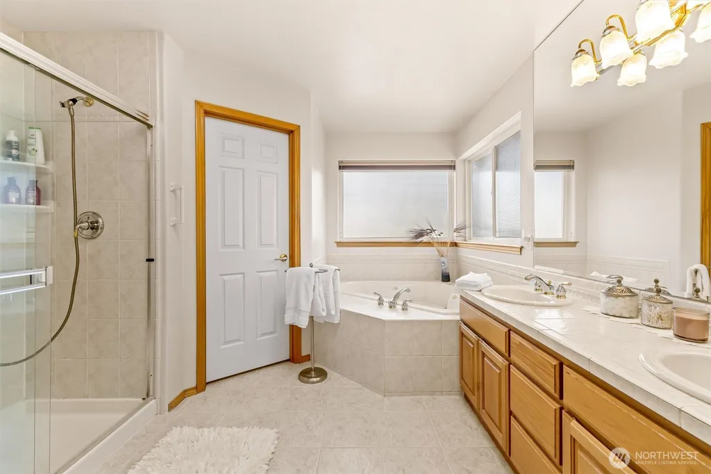 21807 87th Place W Edmonds WA 98026