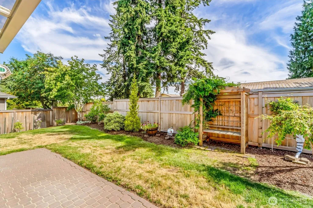 21807 87th Place W Edmonds WA 98026