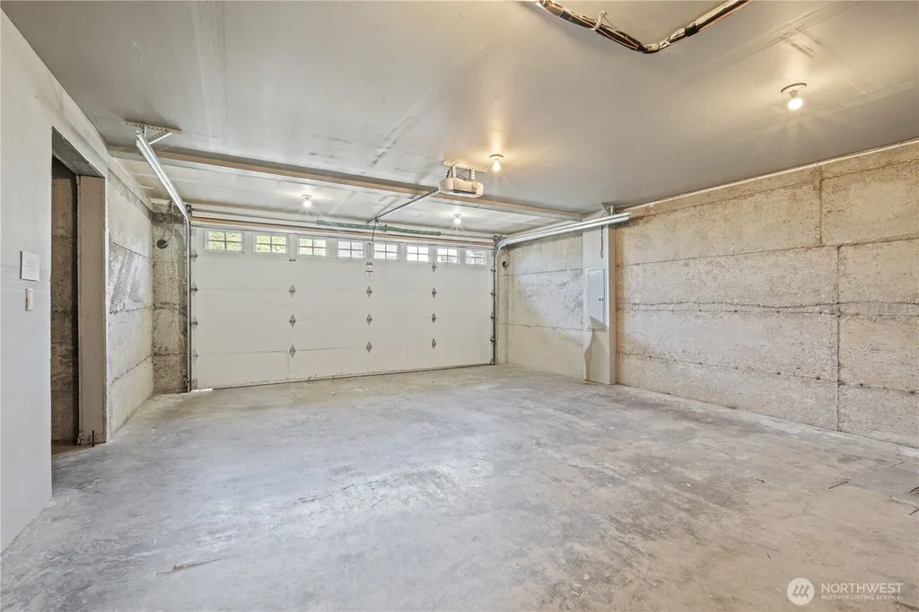 4047 Willams Avenue W Seattle WA 98199
