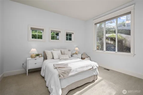 4047 Willams Avenue W Seattle WA 98199