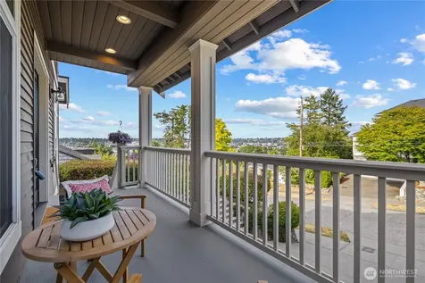 4047 Willams Avenue W Seattle WA 98199