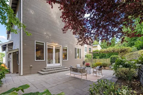 4047 Willams Avenue W Seattle WA 98199
