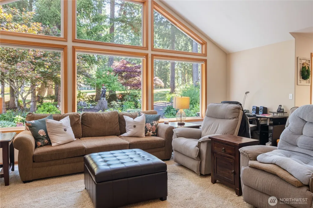 260 E Penzance Road Shelton WA 98584