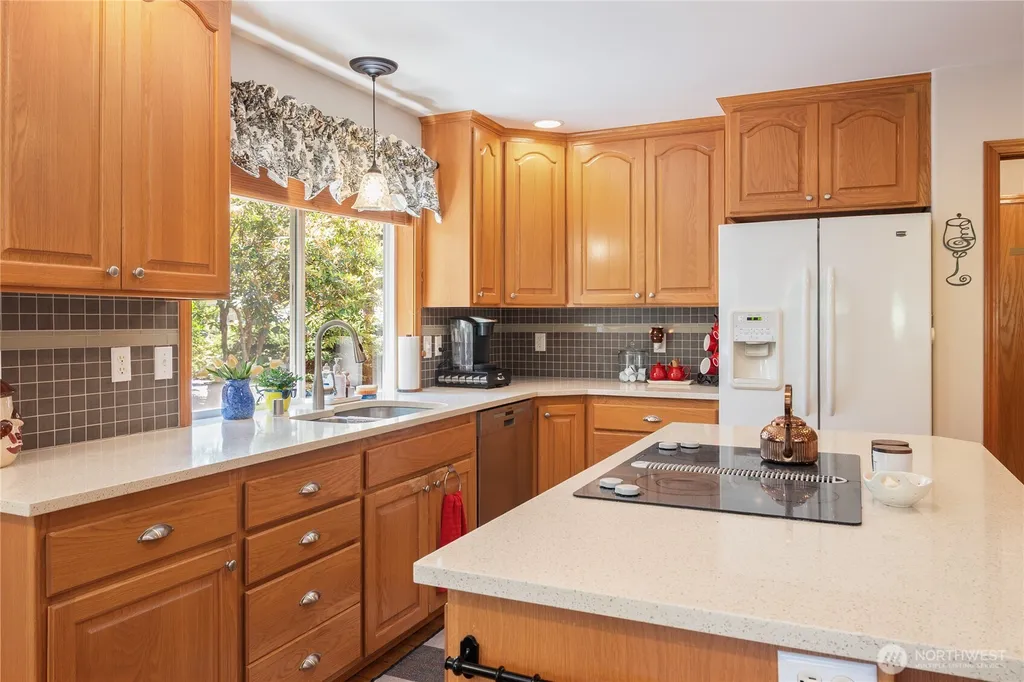 260 E Penzance Road Shelton WA 98584