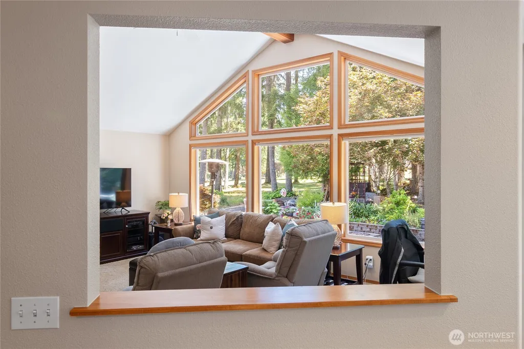 260 E Penzance Road Shelton WA 98584