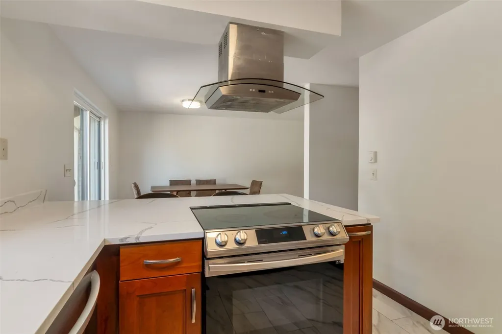 17050 Northup Way Bellevue WA 98008