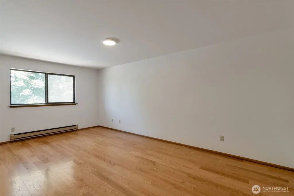 17050 Northup Way Bellevue WA 98008