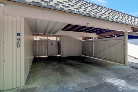 17050 Northup Way Bellevue WA 98008
