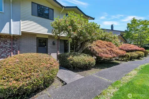 17050 Northup Way Bellevue WA 98008