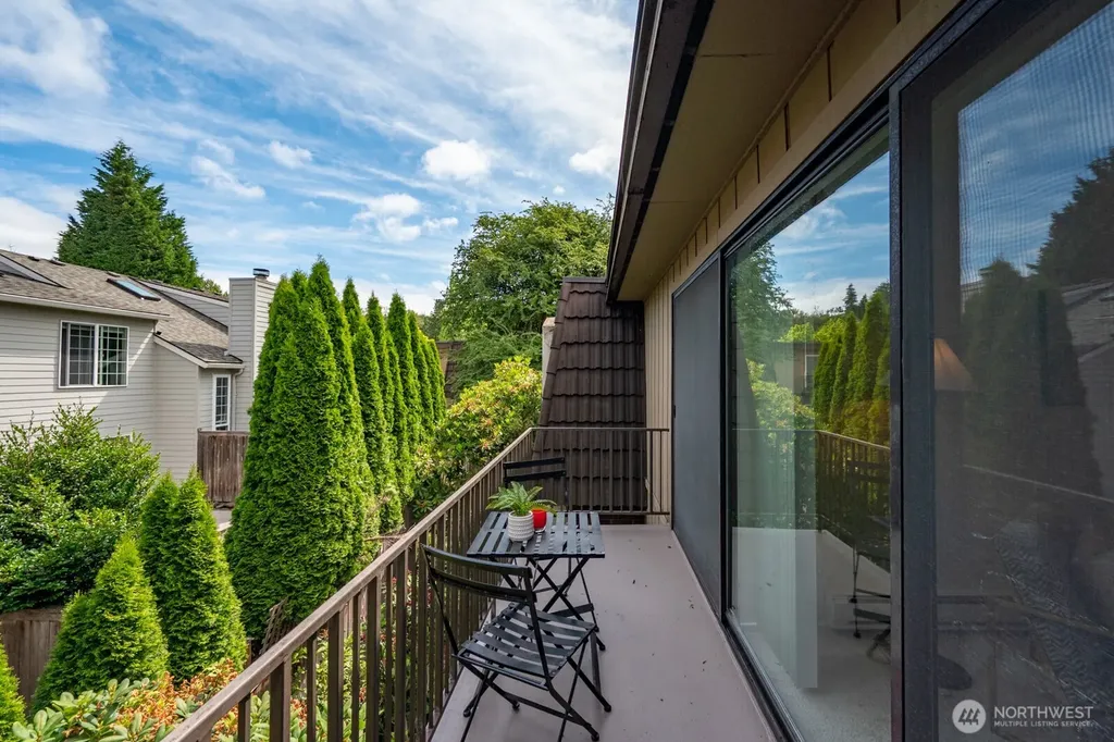 11010 NE 68th Street Kirkland WA 98033