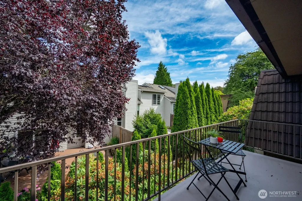 11010 NE 68th Street Kirkland WA 98033